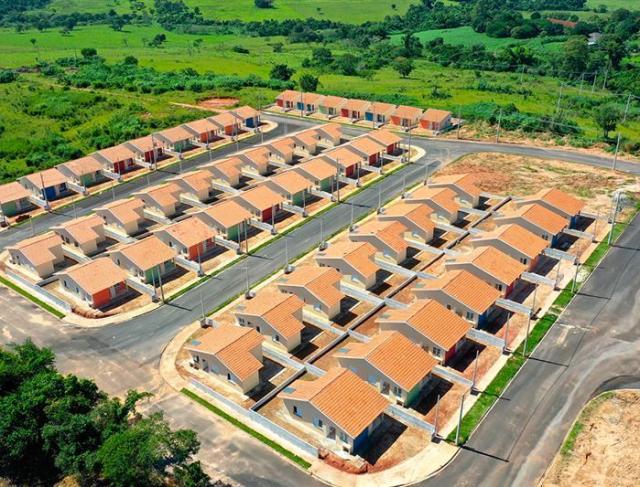 Financiamento Próprio de Terrenos: Vantagens que os Bancos Não Oferecem
